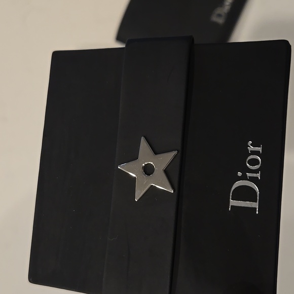New in box Authentic DIOR Mirror Vip black Mirror w/ case pouch 3x3 In - Picture 2 of 6